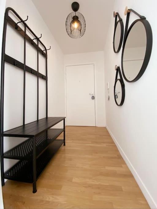 Riviera - Vue Disneyland Apartment *